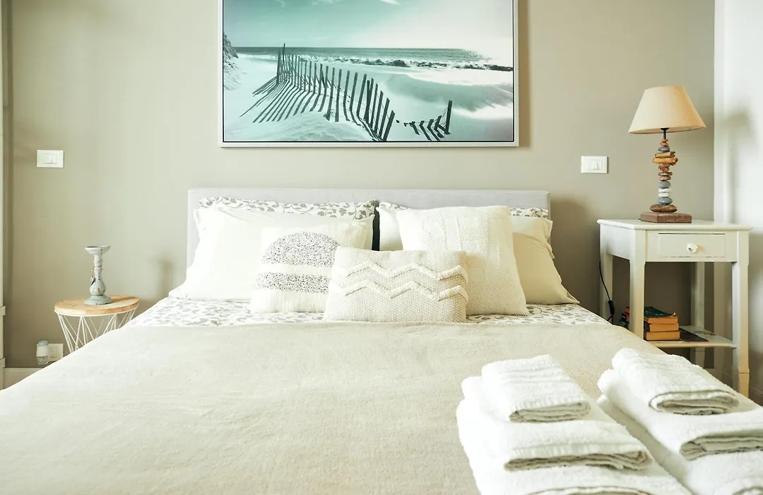 Sea View Life-1